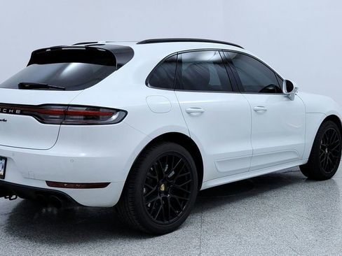 Used 2020 Porsche Macan Turbo image 5