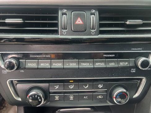 Used 2018 Kia Optima S image 10