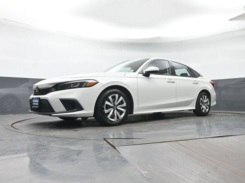 Certified 2023 Honda Civic LX image 25