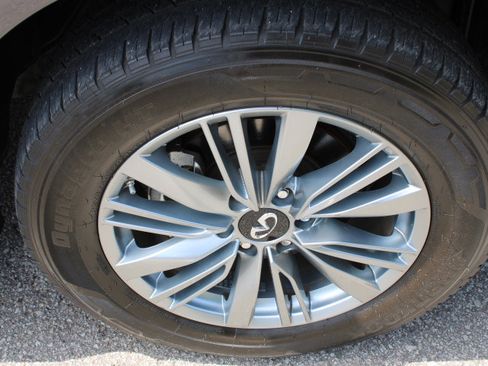 Used 2022 INFINITI QX80 Luxe w/ Cargo Package RWD image 11