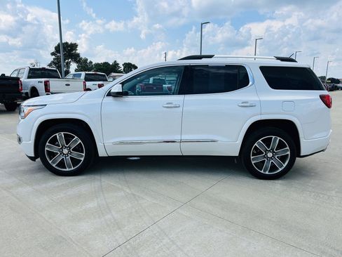 Used 2018 GMC Acadia Denali w/ Technology Package AWD/4WD image 42