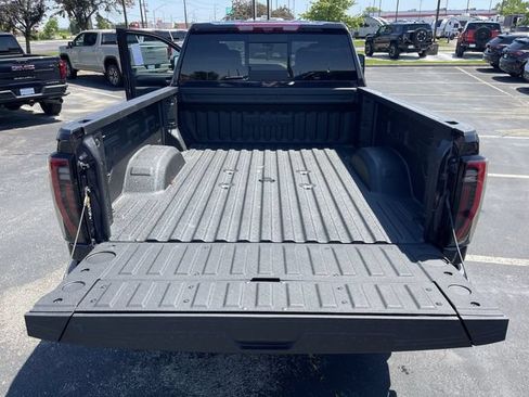 New 2026 GMC Sierra 2500 AT4 w/ AT4 Premium Plus Package AWD/4WD image 23