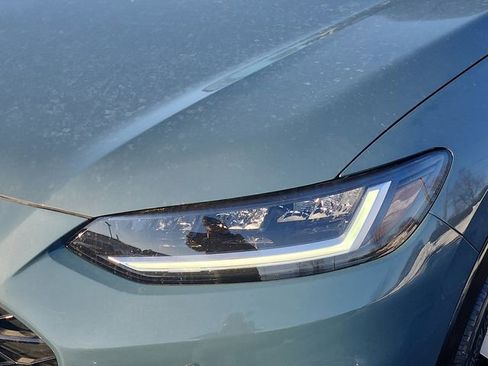 New 2026 Honda HR-V EX-L image 9