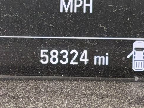 Used 2022 Chevrolet Colorado LT w/ LT Convenience Package RWD image 18