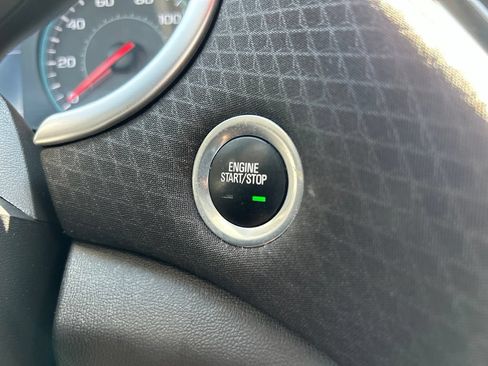 Used 2023 Chevrolet Malibu LS FWD image 33