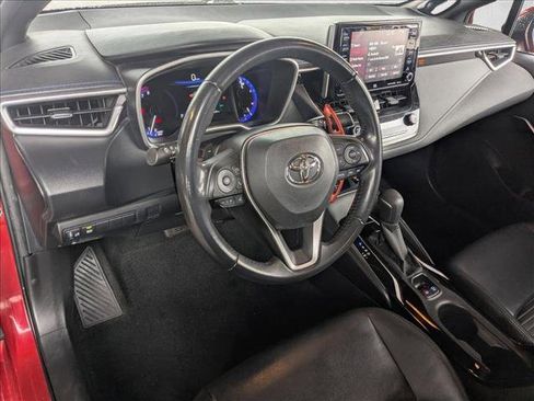 Used 2021 Toyota Corolla XSE image 9