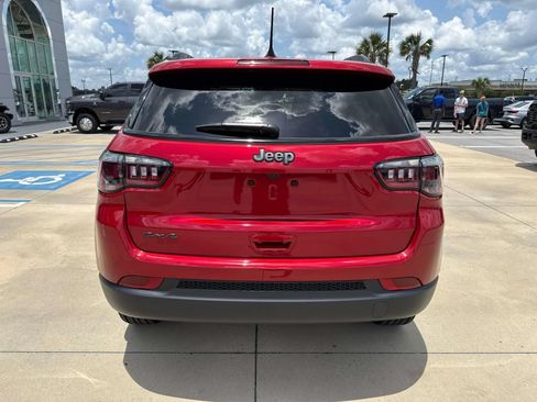 New 2026 Jeep Compass Latitude AWD/4WD image 6