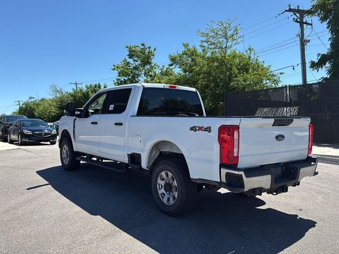 Used 2024 Ford F350 XLT AWD/4WD image 5