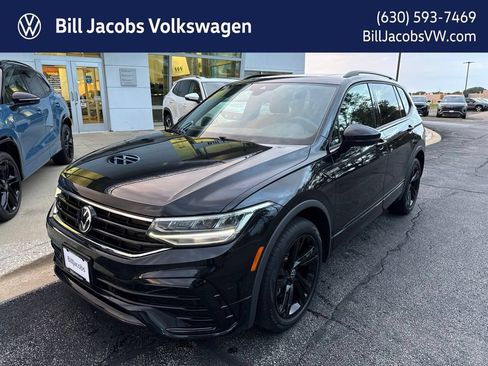 Used 2023 Volkswagen Tiguan SE R-Line AWD/4WD image 1