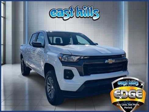 Certified 2024 Chevrolet Colorado LT w/ LT Convenience Package image 1