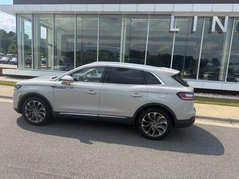 Used 2023 Lincoln Nautilus Reserve w/ Equipment Group 201A FWD image 9