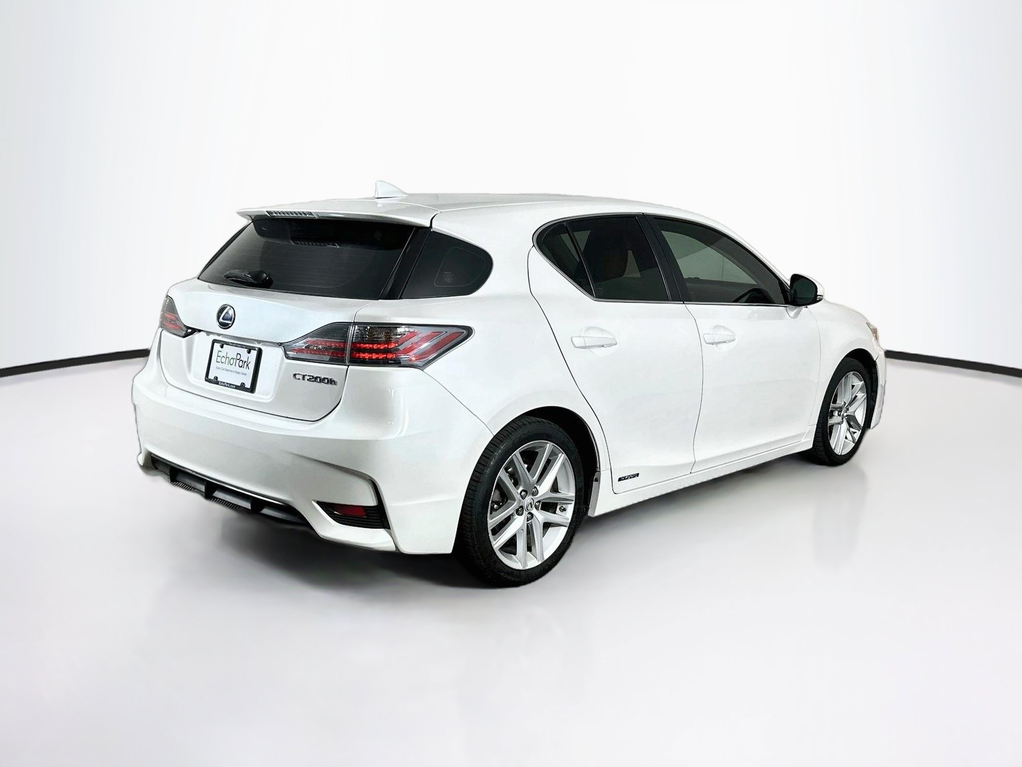 Used 2016 Lexus CT 200h w/ Seat Comfort Package FWD image 9