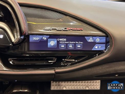 Used 2023 Ferrari SF90 Spider image 34