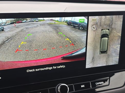 Used 2025 Mitsubishi Outlander SE FWD image 19