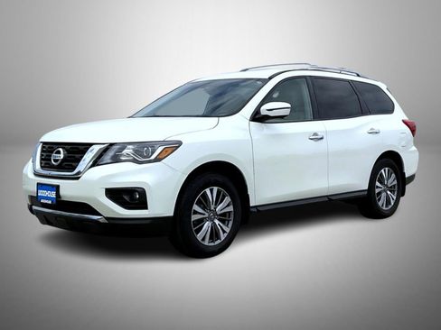 Used 2018 Nissan Pathfinder SL AWD/4WD image 1