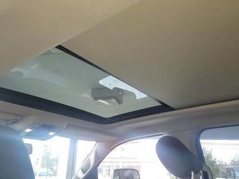 Used 2019 RAM 1500 Big Horn image 32