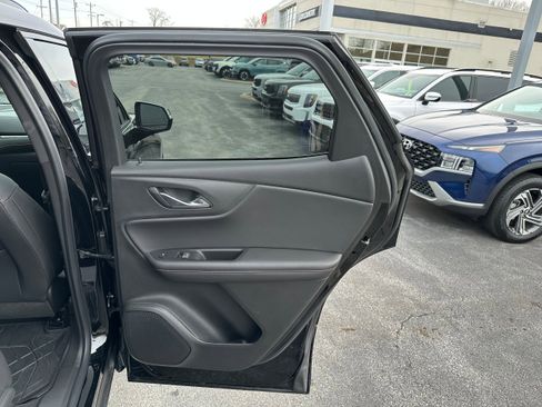 Used 2022 Chevrolet Blazer RS w/ Enhanced Convenience Package image 19