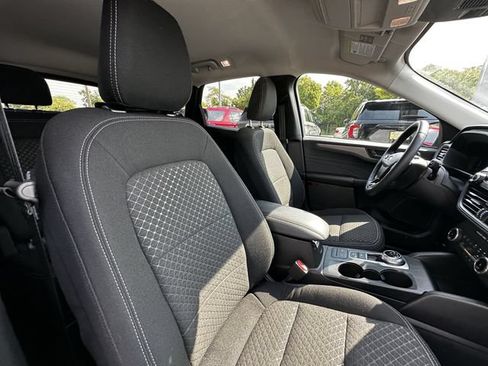 Certified 2023 Ford Escape Active AWD/4WD image 34