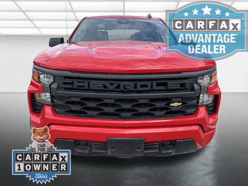 Used 2024 Chevrolet Silverado 1500 Custom RWD image 2