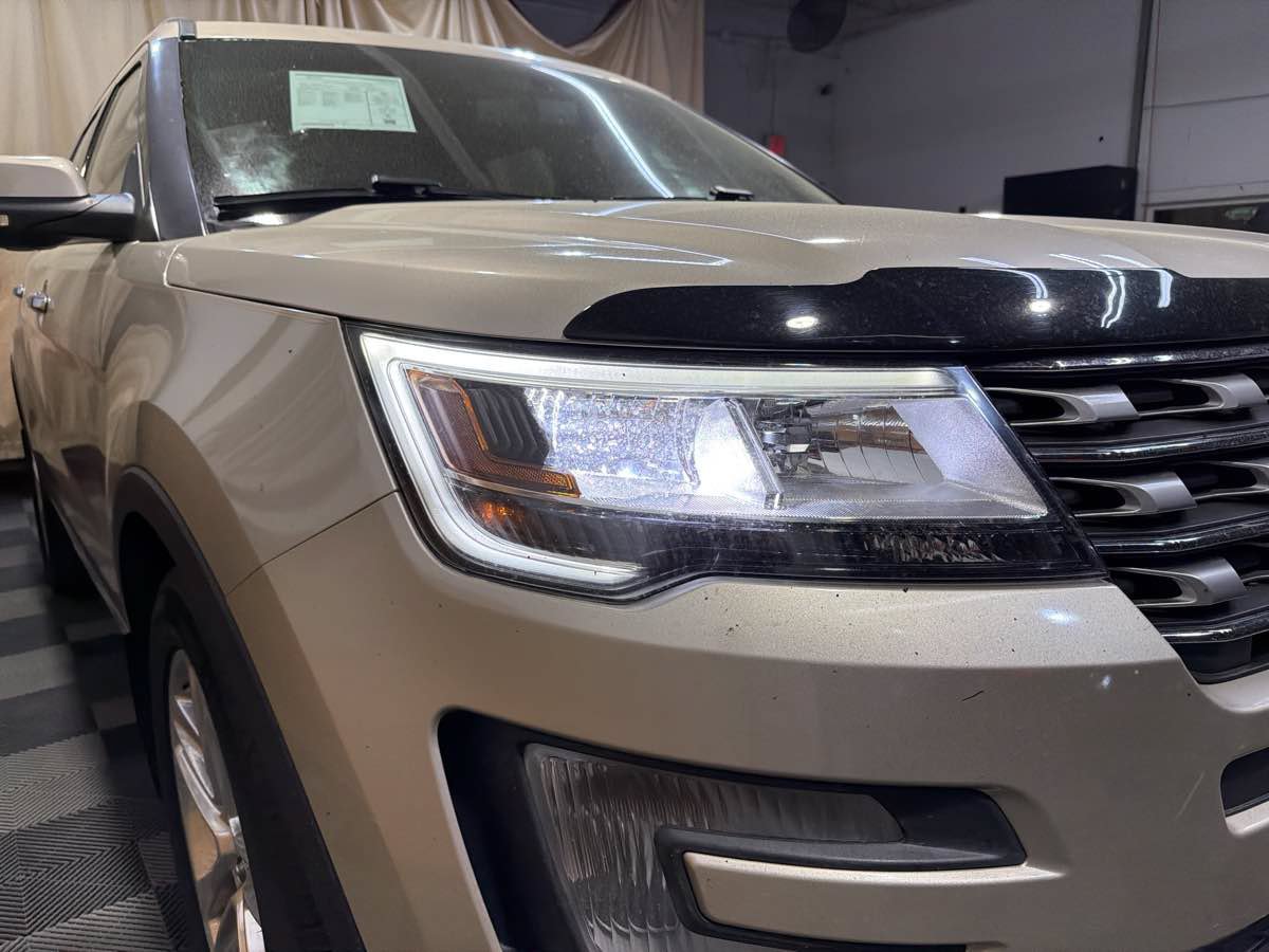 Used 2017 Ford Explorer Limited FWD image 7