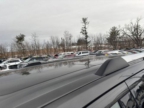 Used 2021 Ford Expedition Limited image 16