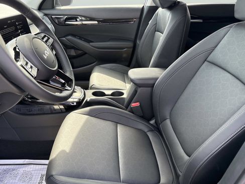 New 2026 Kia Seltos EX FWD image 21