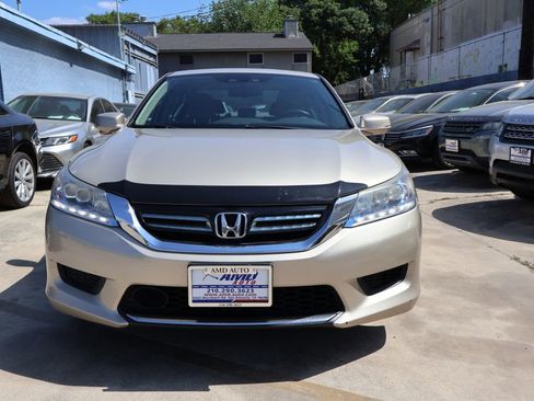 Used 2014 Honda Accord Touring image 2