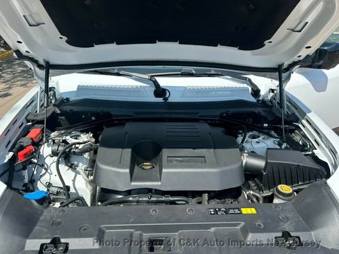 Used 2023 Land Rover Defender 110 SE AWD/4WD image 70