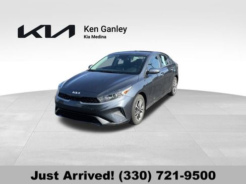 Certified 2023 Kia Forte LXS w/ LXS Technology Package FWD image 1