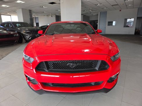 Used 2016 Ford Mustang GT Premium RWD image 3