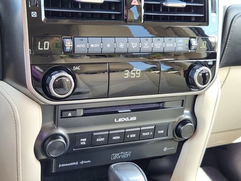 Used 2023 Lexus GX 460 Premium w/ Premium Plus Package AWD/4WD image 16