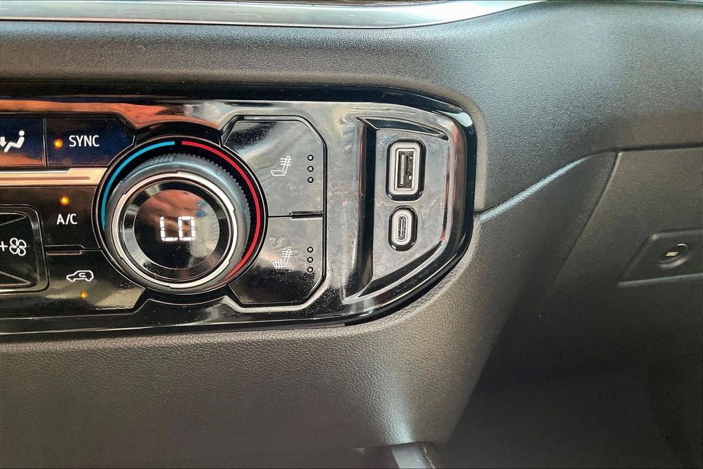 Used 2024 Chevrolet Silverado 1500 RST RWD image 20