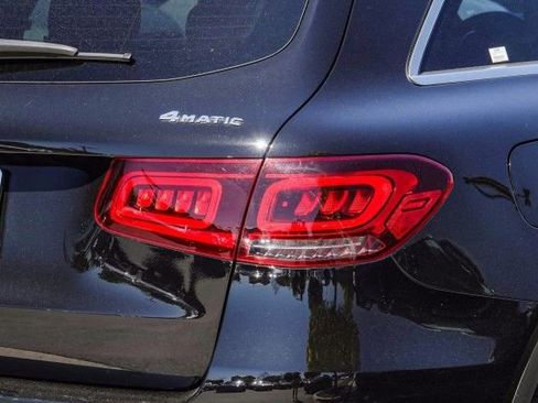 Certified 2021 Mercedes-Benz GLC 300 4MATIC image 8