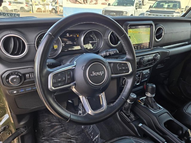 Used 2022 Jeep Wrangler Unlimited Sahara AWD/4WD image 9