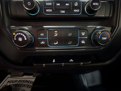 Used 2017 Chevrolet Silverado 1500 W/T w/ WT Convenience Package AWD/4WD image 18