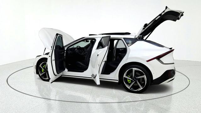 Used 2024 Kia EV6 GT AWD/4WD image 16