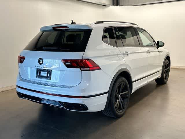 Used 2023 Volkswagen Tiguan SE R-Line FWD image 35