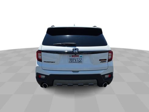 Used 2025 Honda Passport TrailSport image 7
