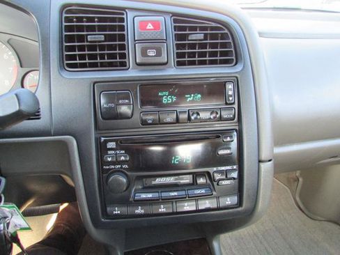 Used 2000 INFINITI G20 image 11