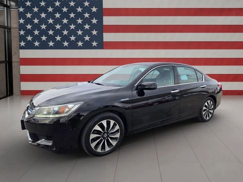 Used 2015 Honda Accord Hybrid Sedan image 1