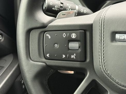 Certified 2025 Land Rover Defender 130 V8 image 20