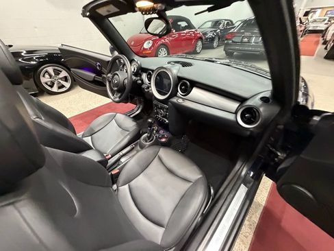 Used 2012 MINI Cooper Convertible image 29