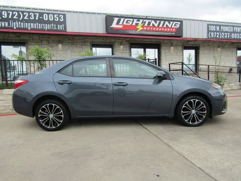 Used 2015 Toyota Corolla S FWD image 5
