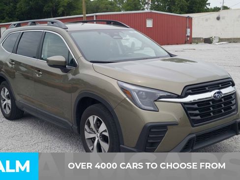 Used 2025 Subaru Ascent Premium AWD/4WD image 2