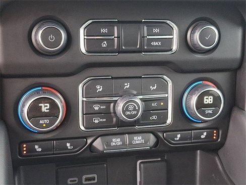 Certified 2024 Chevrolet Tahoe Z71 image 13