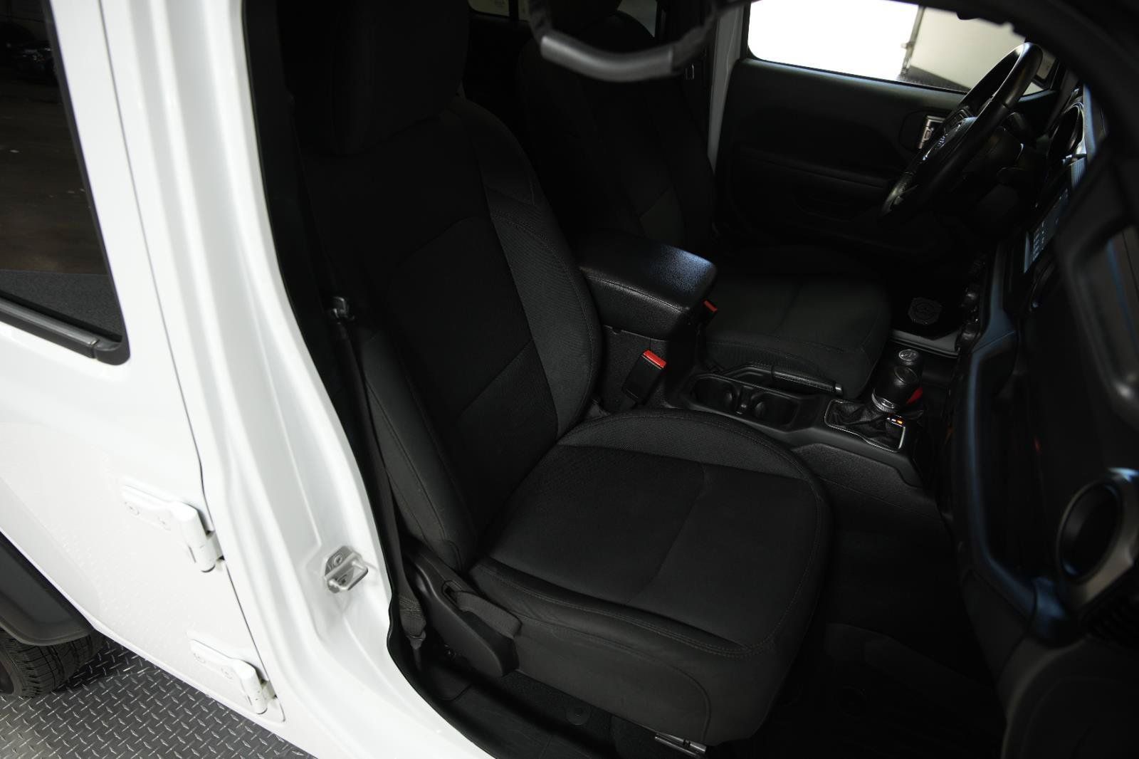 Used 2022 Jeep Wrangler Unlimited Sport AWD/4WD image 14