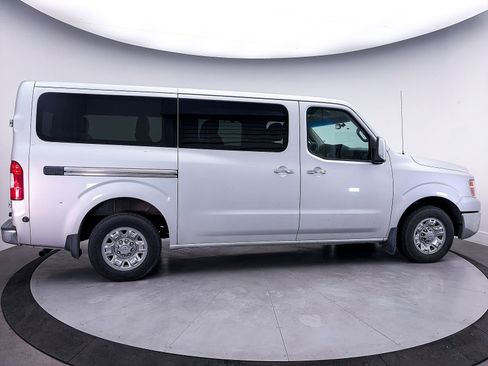 Used 2014 Nissan NV 3500 SL w/ Technology Package RWD image 30