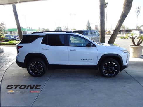 New 2026 Chevrolet Equinox RS image 9