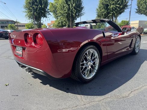 Used 2005 Chevrolet Corvette Convertible w/ Preferred Equipment Group RWD image 7