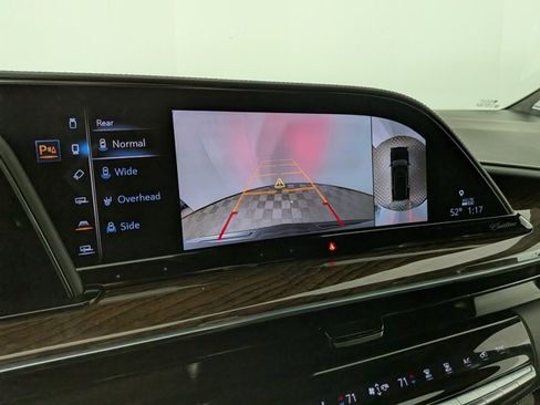 Certified 2021 Cadillac Escalade Sport Platinum image 5